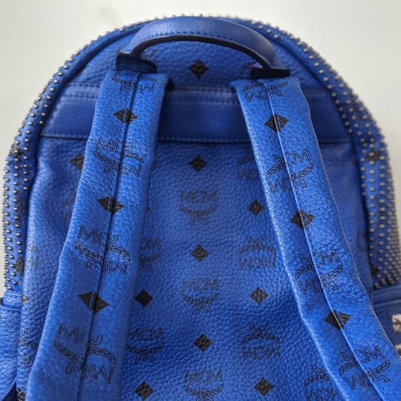 ☑️SOLD - MCM Stark Studded Backpack - Picture 6 of 10